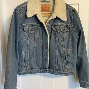 Levi's Light Blue Denim Jacket with Soft Cream Lining
